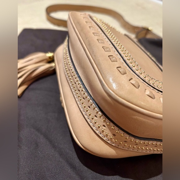 GUCCI
Leather Snaffle Bit Small Shoulder Bag Beige - Picture 14 of 17